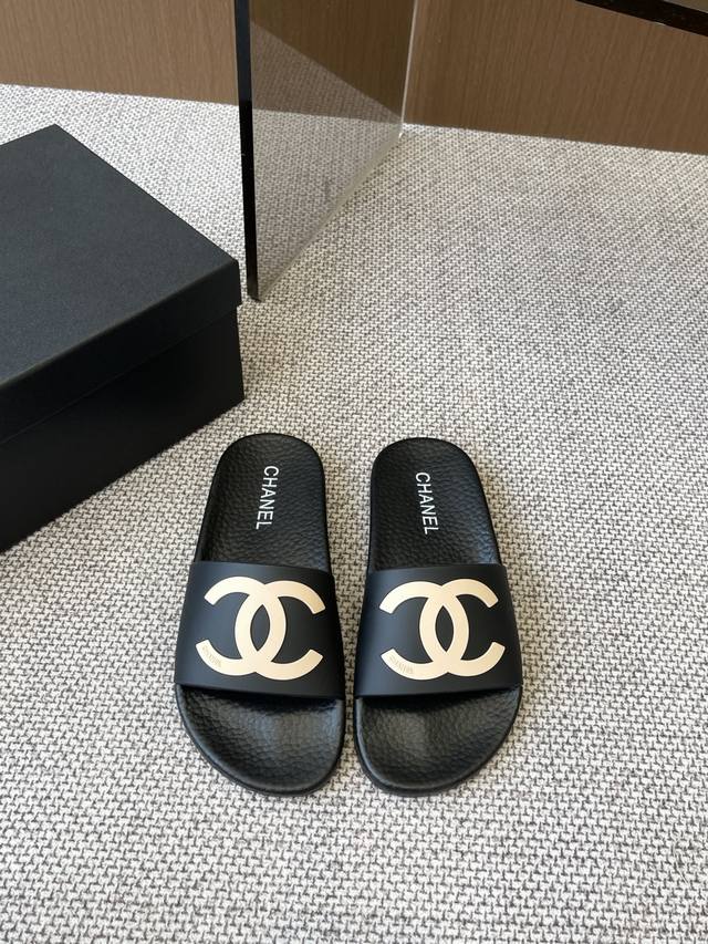 Chanel Chanel 25Ss New Summer Vacation Beach Slippers This Season's Slippers Are