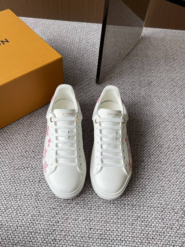 Louis Vuitton X Takashi Murakami Joint Time Out Sakura Series Casual White Shoes