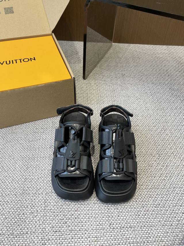 Louis Vuitton's Latest Chameleon Sandals. Combination Canvas And Suede Cowhide L