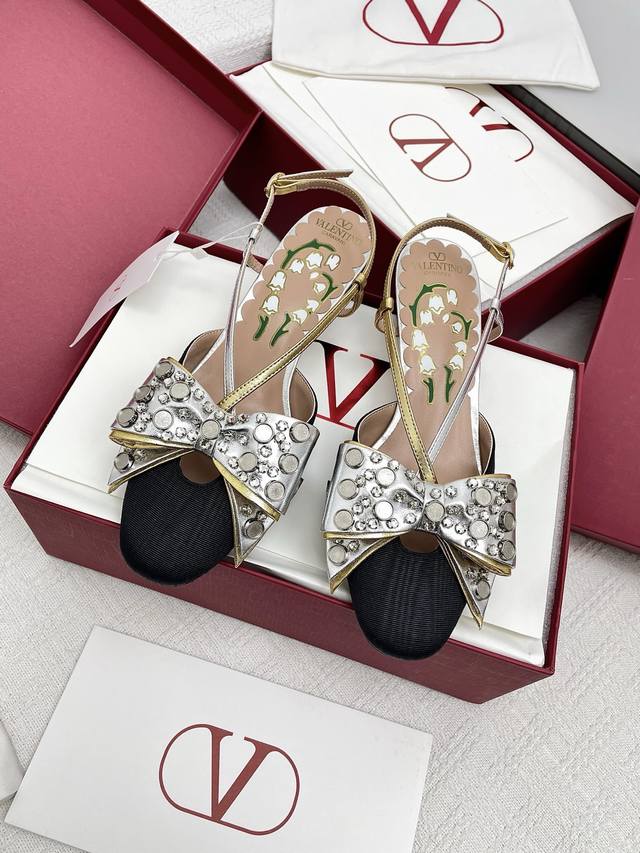 Diamond Valentino Valentin*25Ss Bowknot Chunky Heel Sandals The Bowknot Element