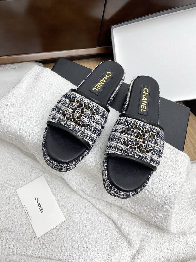 Chanel2025 New Double C Height-Enhancing Thick-Soled Slippers Classic Double C M