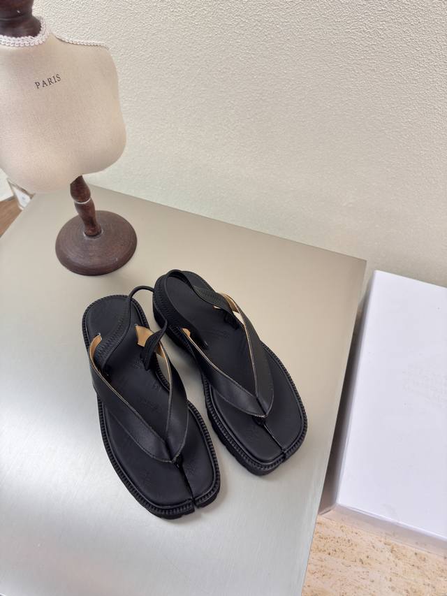 Thick-Soled Flip-Flops Split-Toe Sandals Mm6 Maison Margiela Black Calfskin Hot