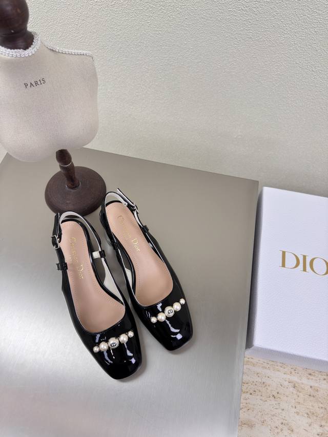 Medium Heel, Open Back, Pearl Decoration, High-Quality Black Logo With A Luxurio