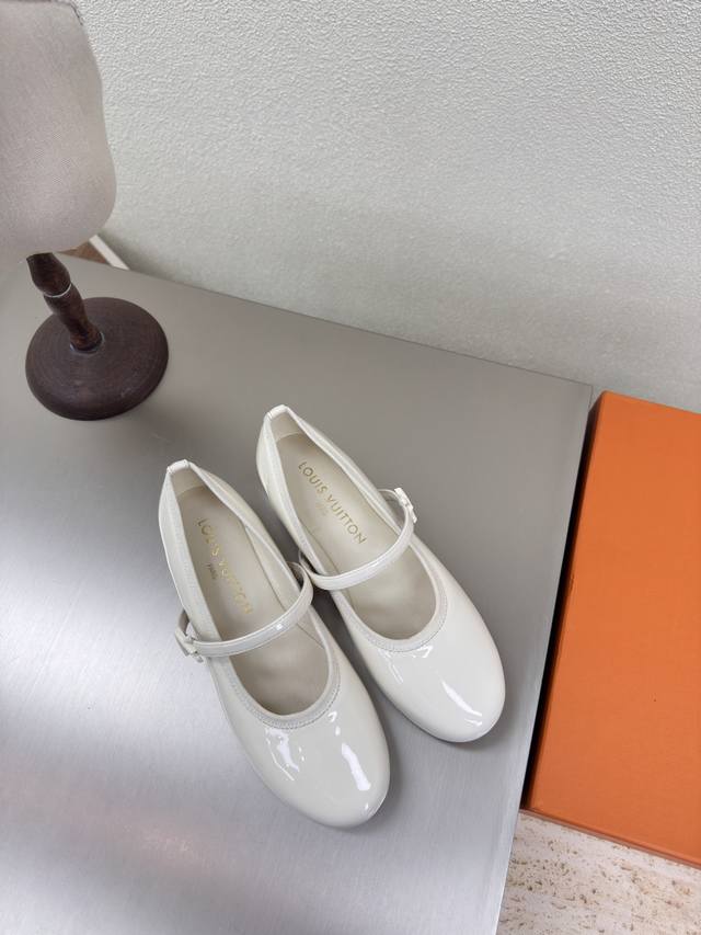 Plain L Donkey Ballet Shoes With Super High Cost Performance Presbyopia Series W
