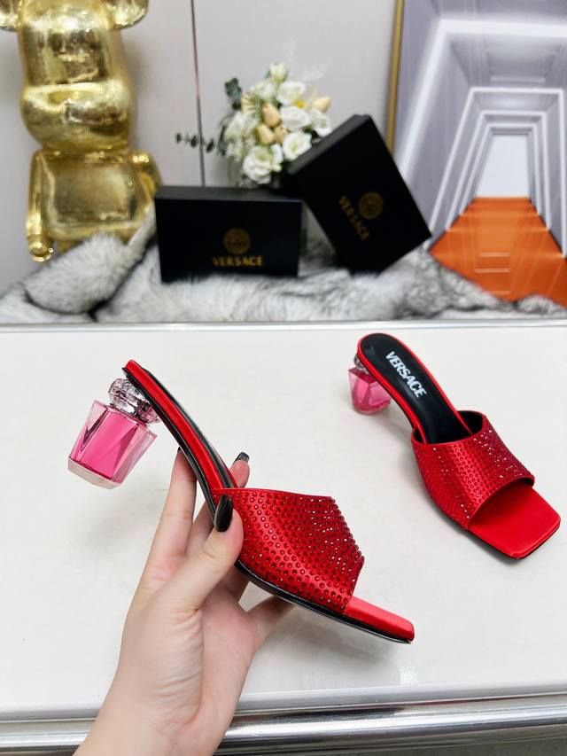 Versace New Counter, Perfume Bottle Heel Series Upper: Patent Leather, Silk, Hot