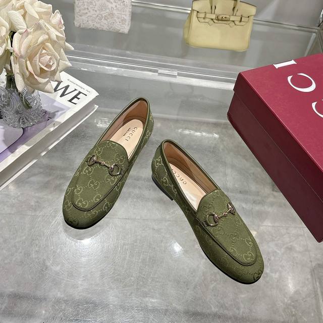 1819-1 Green G 35-42 Gucci Jordaan Loafer This Iconic Shoe Is Reborn In Gg Canva