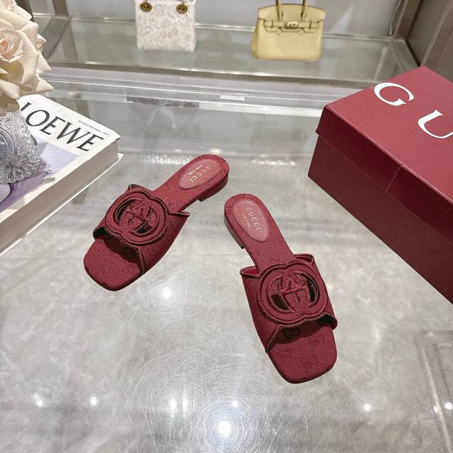 6025-12 Burgundy G 35-42 Inspired By The Brand's 1970S Archive Designs, The Inte