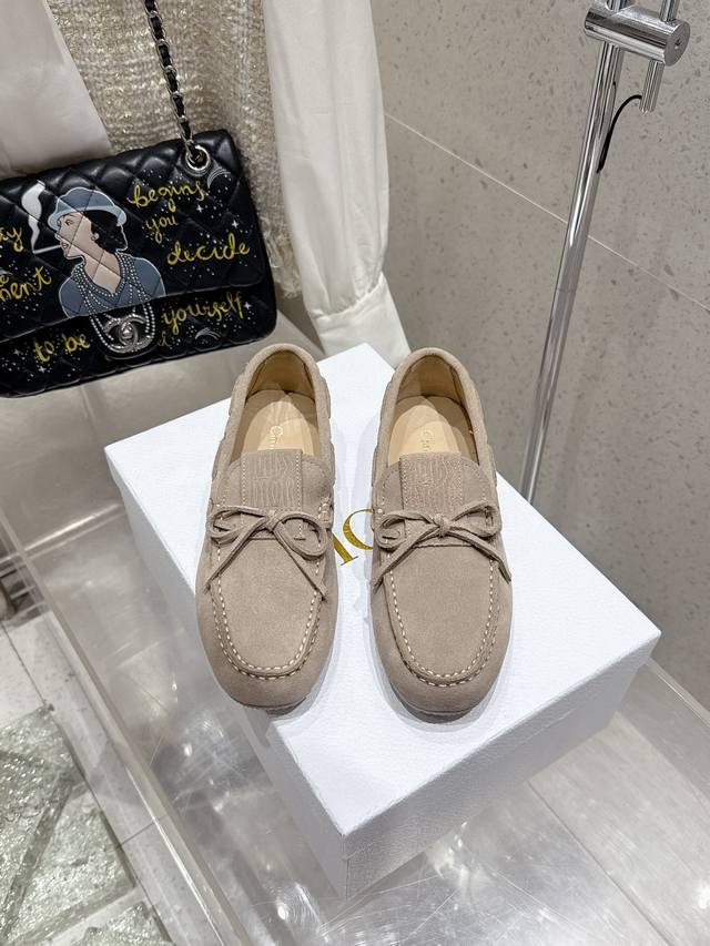 Purchasing Level Dior 25Ss New Bow Loafers Layout Strives To Create A Fashionabl