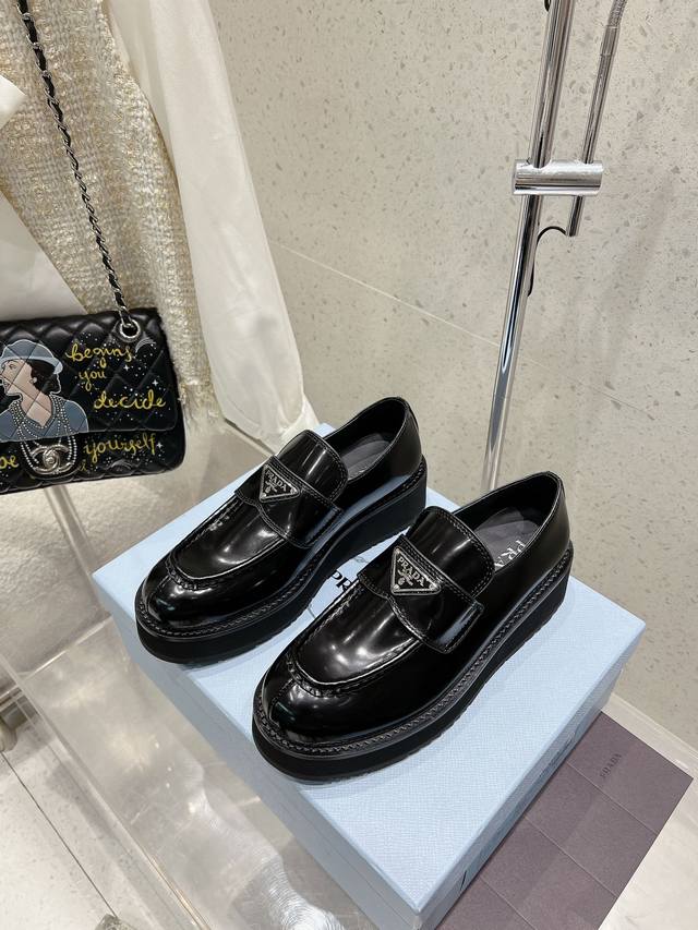Factory Price Prada Prada Classic Triangle Logo Loafers Fabric Is Made Of Open E