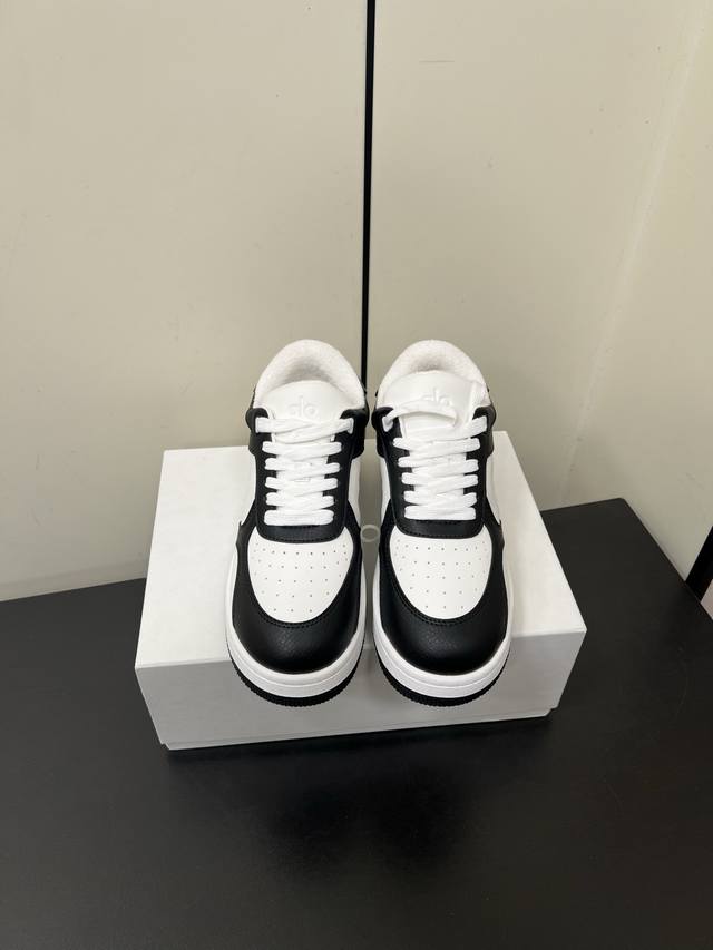 Alo25S New Spring And Summer Color-Blocking White Shoes With Thick Soles, Comfor