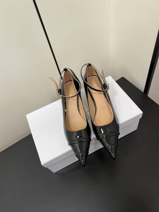 Maisonmargiela Maisonmargiela Mm6 New Sexy Pointed Toe Cat Heel Is Coming! It Sm
