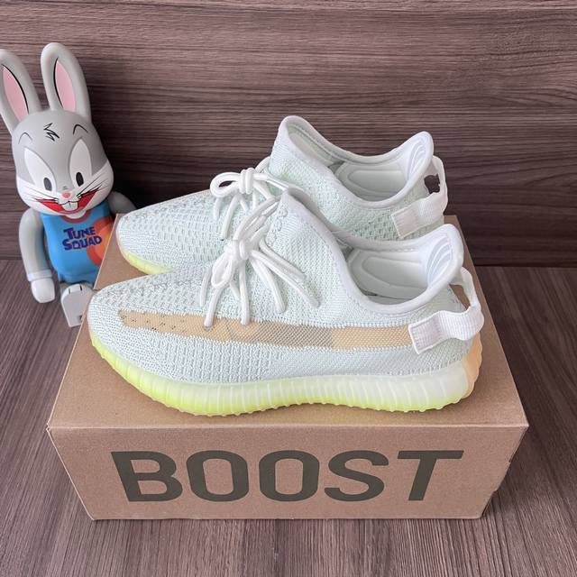 One Size Smaller Top Version Adidas Originals Yeezy Boost 350 Light Blue Hypersp