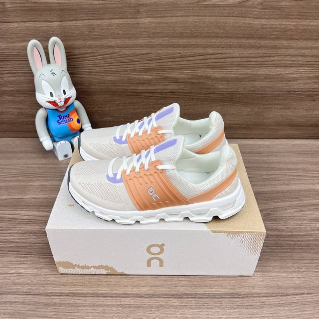Top Version On Cloudswift Ad Low-Top Comfortable Running Shoes. The Upper Is Mad