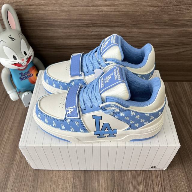 Top Version Mlb Los Angeles Dodgers Non-Slip Wear-Resistant Mid-Top Sneakers For