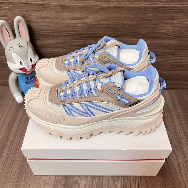 590 Top Version Moncler Trailgrip Mesh Lace-Up Round Toe Low-Top Sports Casual S