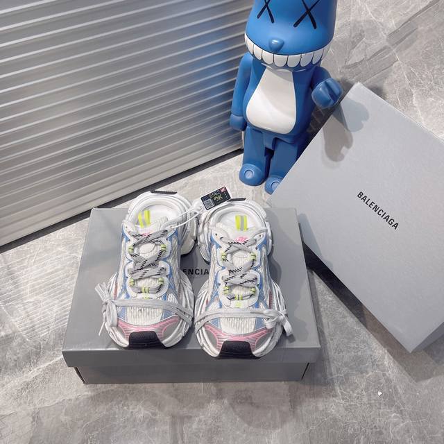 Factory Balenciaga 10Th Generation 3Xl Half-Slip Balenciaga Phantom Sneaker Offi