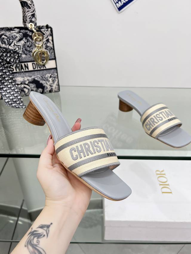 24 New Dio Embroidered Sandals In Jelly Color This Dway Sandal Is A New Product