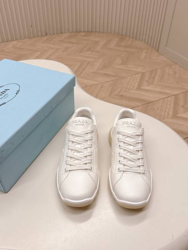Prada 25Ss New Casual Sports Shoes Exquisitely Made, Evenly Stitched, Leather Te