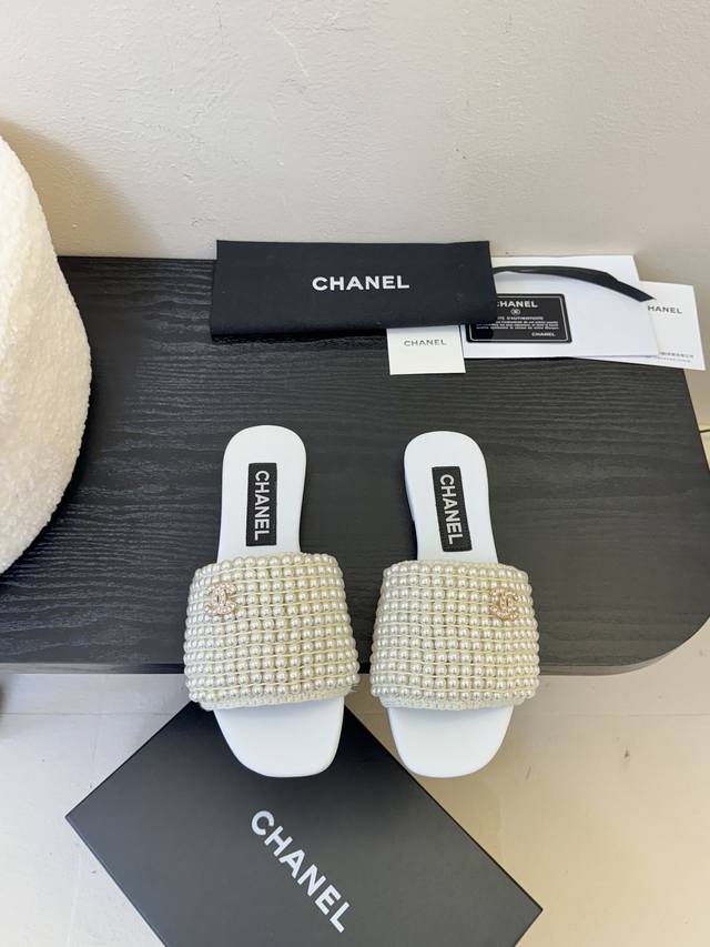 Chanel 25P New Arrival Chanel 25 Spring/Summer Pearl Slippers New Arrival Handma