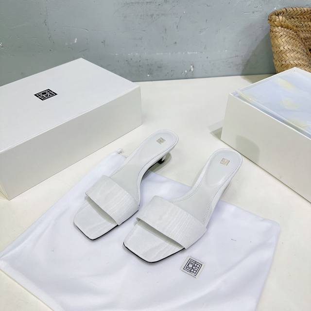 High Quality Factory! Niche Fashion Brand Toteme24 Spring And Summer Kitten Heel
