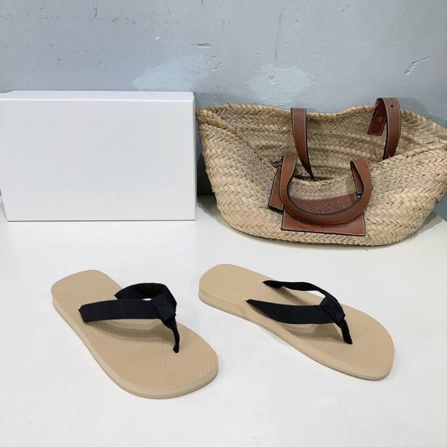 High Quality Factory Delivery! Niche Fashion Brand Original Channel! The Row 25
