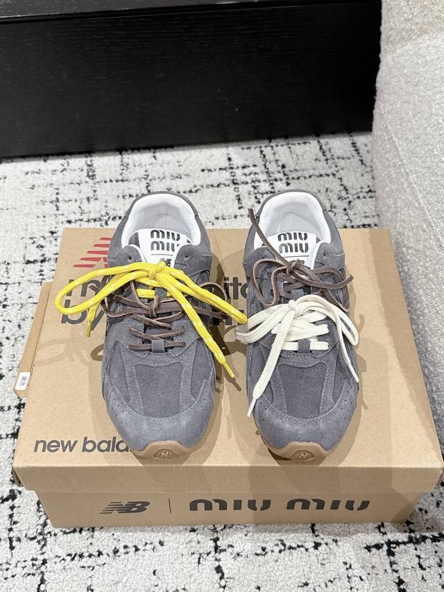10 # Miu Miu New Balance 530 Miu Miu | New Balance 25 Spring And Summer Series R