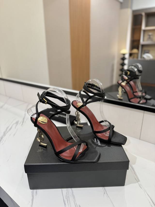 Factory Price Pp: Saint Lauren Ysl Saint Laurent Whether It Is A Party Or Commut