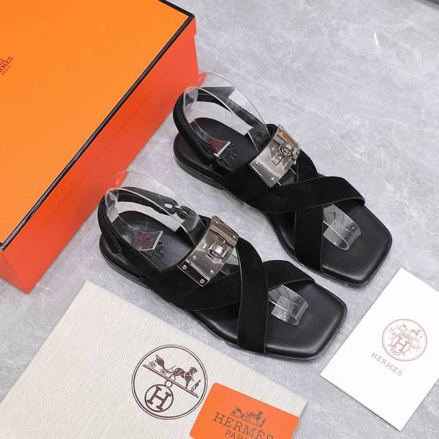 Factory Price Herm S Herm S Classic Kelly Buckle Sandals Extremely Retro Design