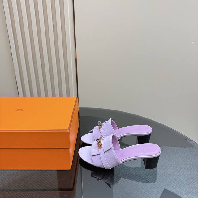 Top-Grade Hermes Leather Sandals Stepping On Clouds, Wearing Barefoot Or With So
