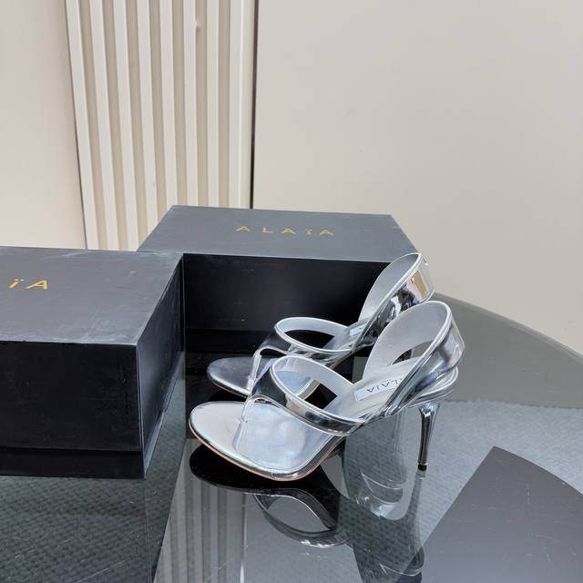 Alaa Triangle Sandals High Love Alaa High Love A Pair That Every Blogger On The
