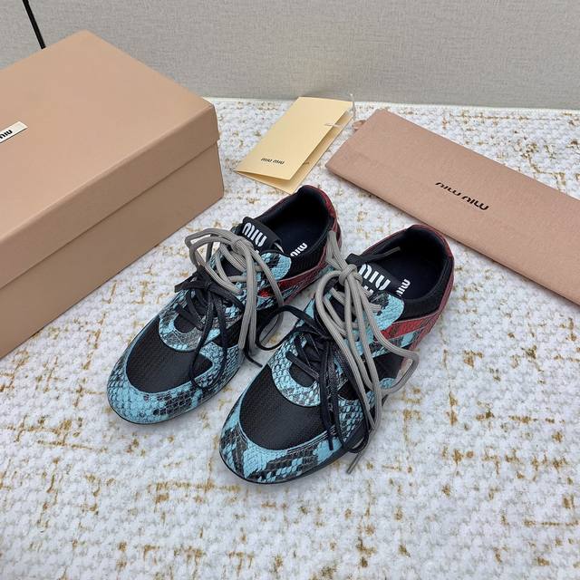 Factory High Version Miu Miu 25 Spring And Summer New Gymnasium Series Suede Lac