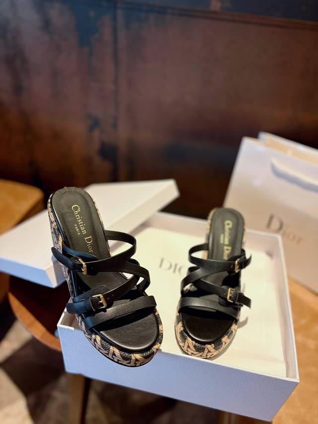 Dior Chrono Dior High Version New Sandals. Simple And Versatile. Perfect And Lux