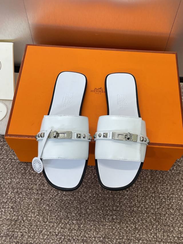 Factory P Price P Hermes 2025 Spring And Summer Classic Giulia Punk Style Rivet