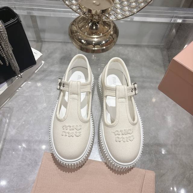 Factory Purchasing Miumiu 2025 New Style ** Thick Sole White Shoes Canvas Casual