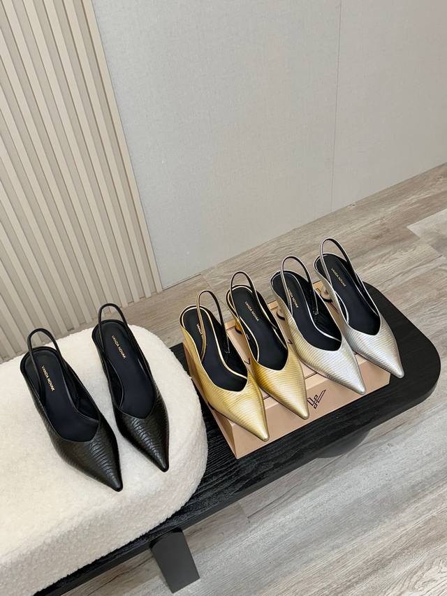 Vanda Novak Niche It Took 3 Months To Develop The Unique Design Of The Heel Is A