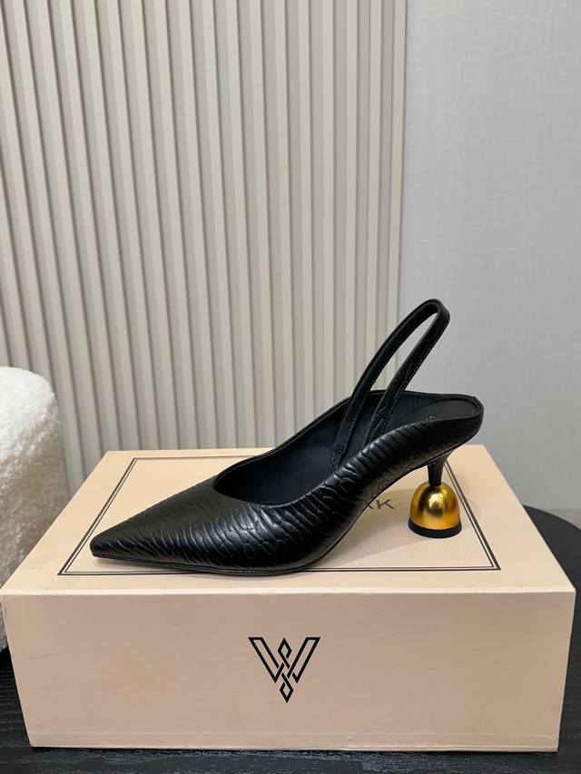 Vanda Novak Niche It Took 3 Months To Develop The Unique Heel Design Is A Wine G