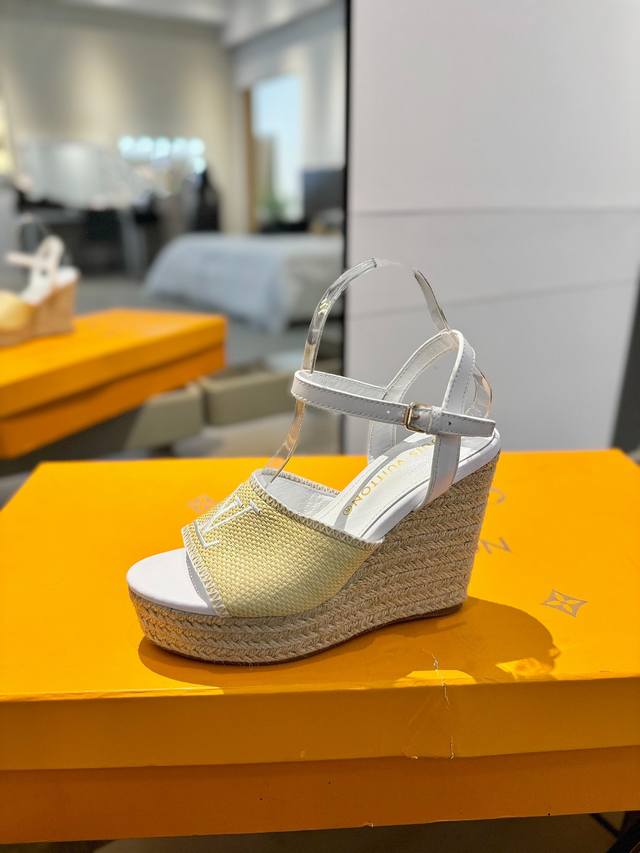 Price: Lv 2025 Latest Catwalk Thick-Soled Hemp Rope Sandals Hong Kong Original P