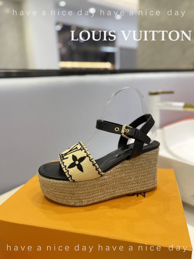 Price: Louis Vuitton The Latest Catwalk Thick-Soled Sandals Hong Kong Original P