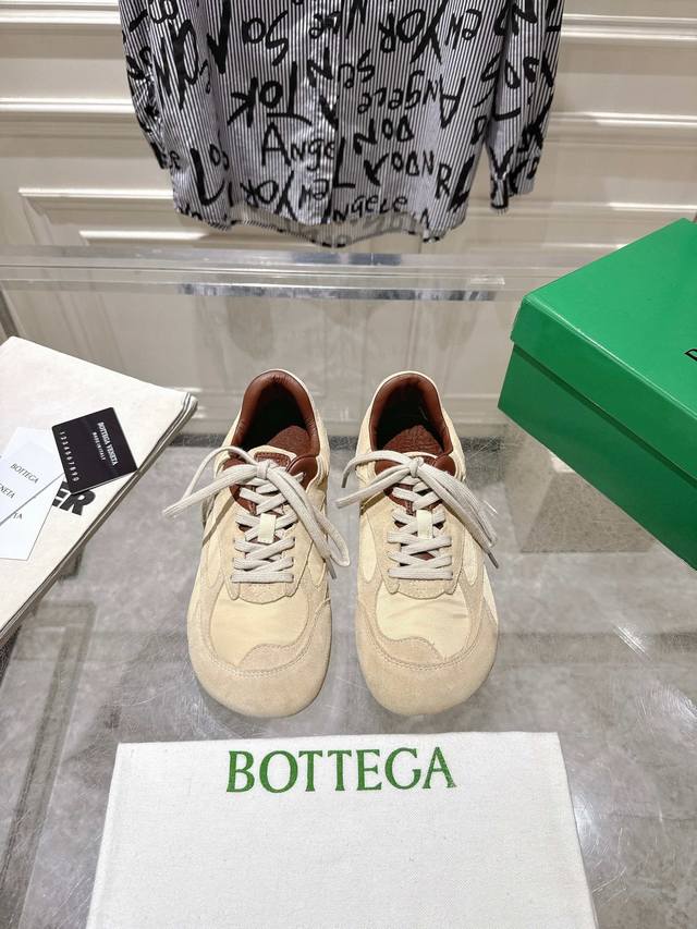 Factory Men's 20 Liu Wen's Same Style Bottega Veneta New Sneakers German Trainin