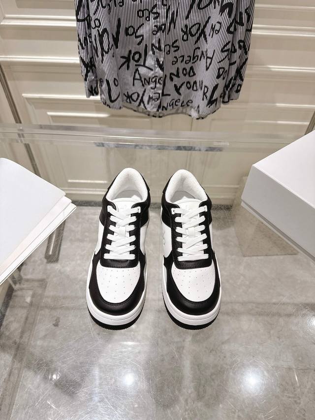 Alo Yoga 2025S New Couple Style Panda Color Matching Thick-Soled White Shoes Cas