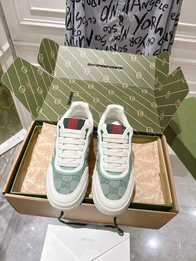 Factory Gucci New Retro Old-Fashioned Sneakers, White Shoes, Sneakers 25Ss Lates