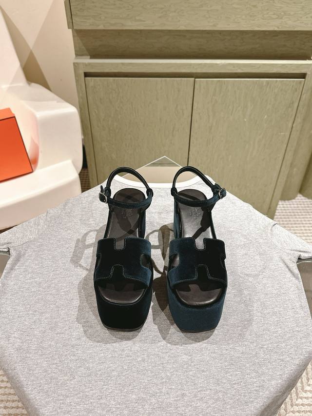 Hermes Platform Sandals! Versatile And Popular New Colors, Good-Looking, Comfort