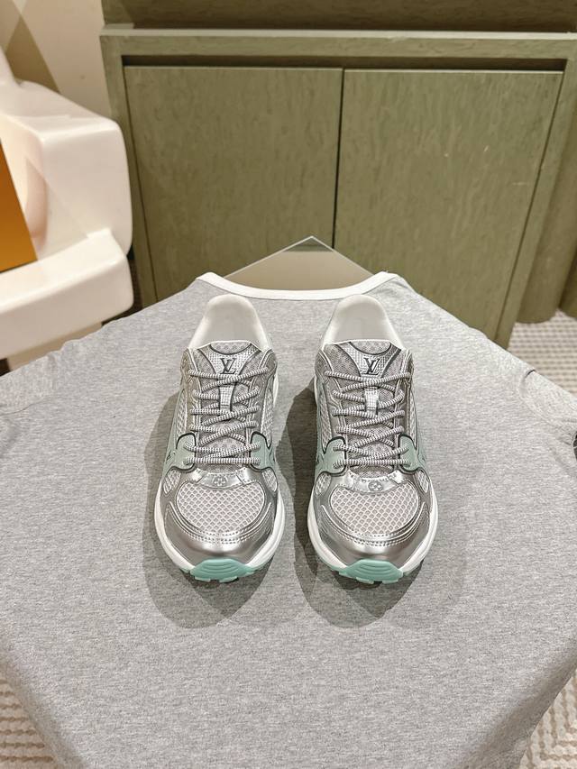 Couple Style 225 Lv Louis Vuitton's Early Spring New Series Of Sports Dad Shoes!