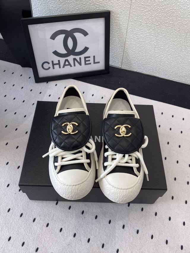 Chanel Spring And Summer New Schoolbag Shoes I Really Like This Series. I Feel S