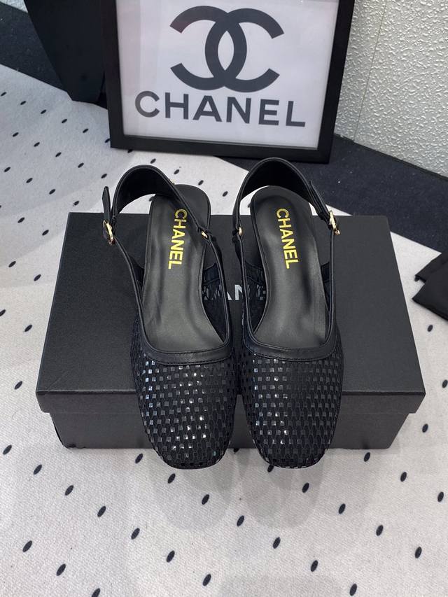 Chanel New Sandals High Version Shipped On Major Social Platforms, Popular Photo