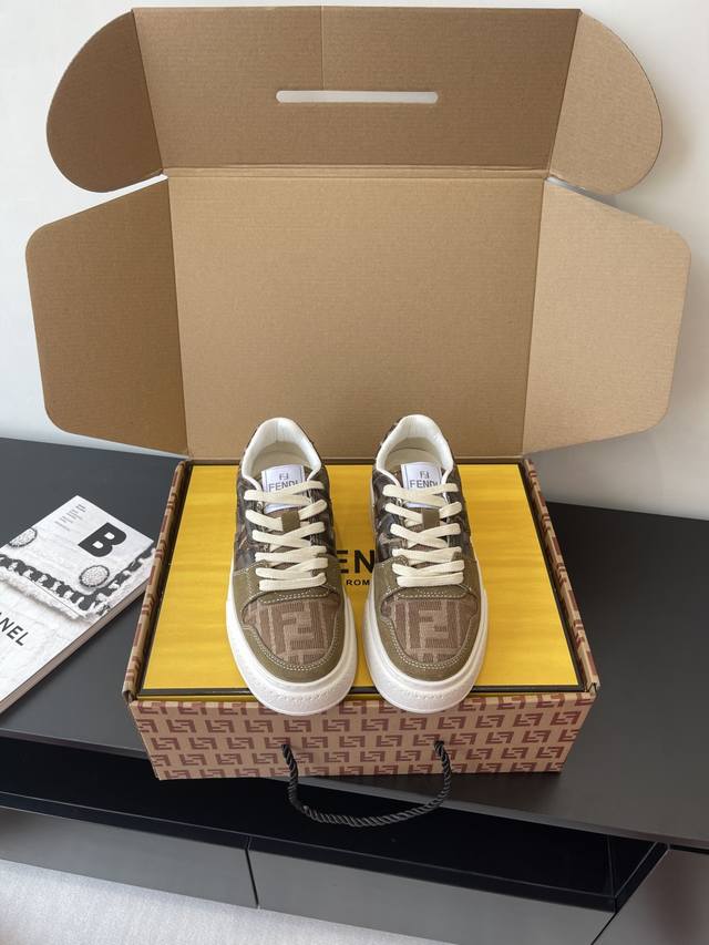 Fendi Fendi 2025 Latest Version Skateboard Shoes Thick-Soled Casual Sports Shoes