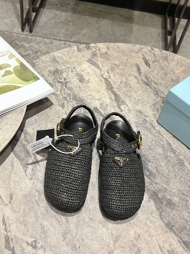 Top Quality Prada Fw25 New Arrival Prada 2025 Women's New Roman Woven Cap Toe Sa