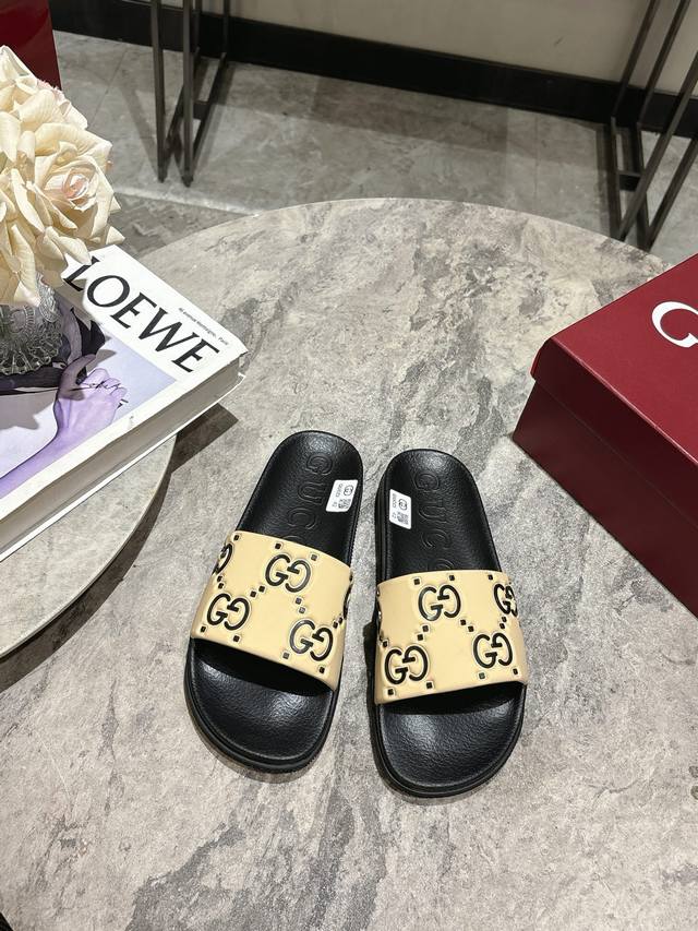 Gucci Classic Couple Beach Slippers, A Must-Have For Summer Water Play And Home