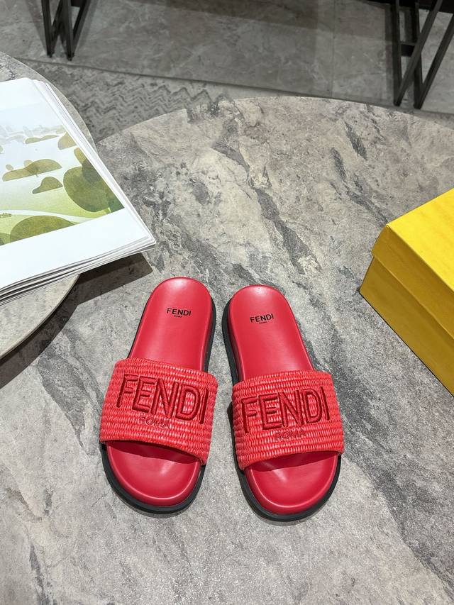 Fendi 2025 Flat Beach Casual Couple Braided Slippers Classic Embroidered Logo De