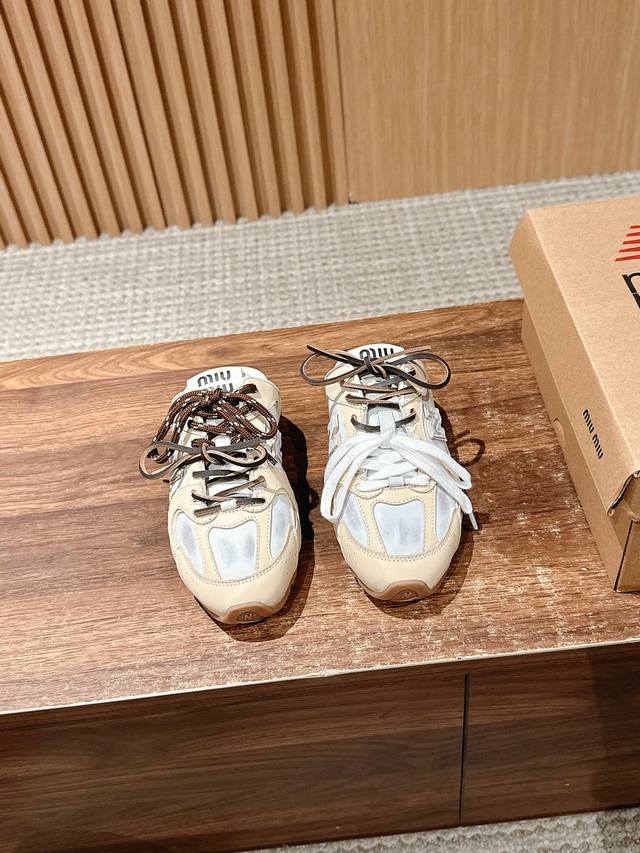 Miu Miu Co-Branded New Balance New Color Matching Sneakers Half-Slip Style The P
